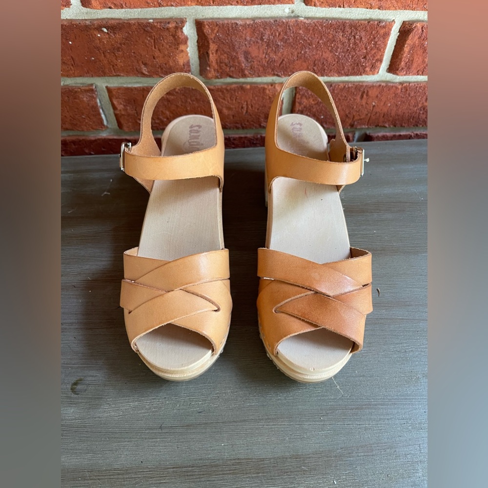 Swedish Hasbeens Tan Leather Platform Clogs
